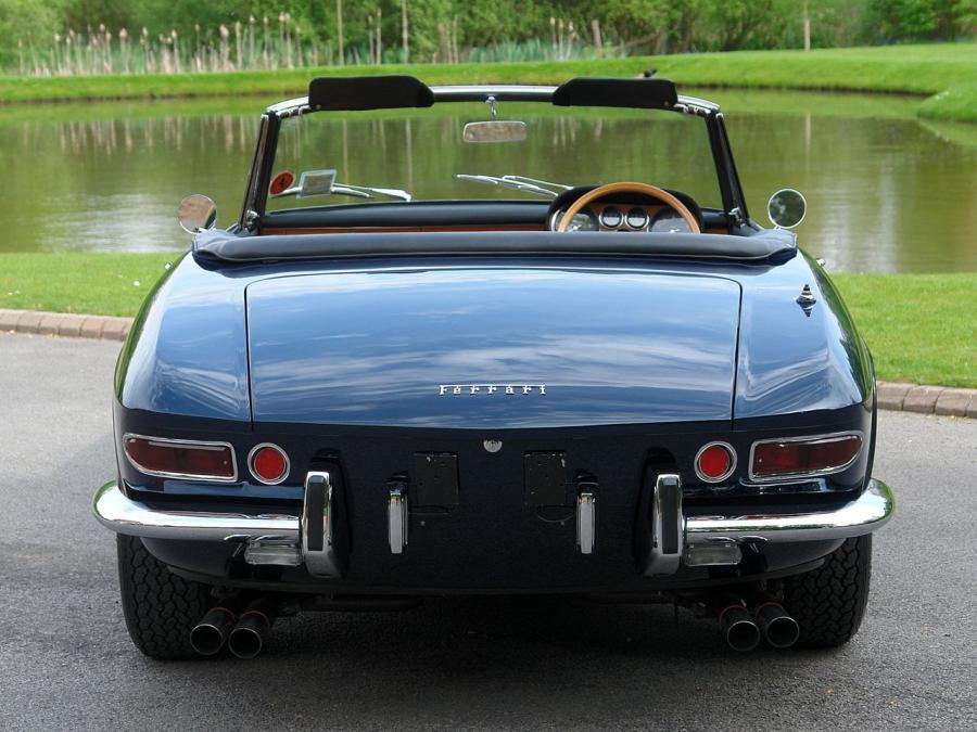  Ferrari 330 GTS 1966 года  (UK) (фото 2 из 11)